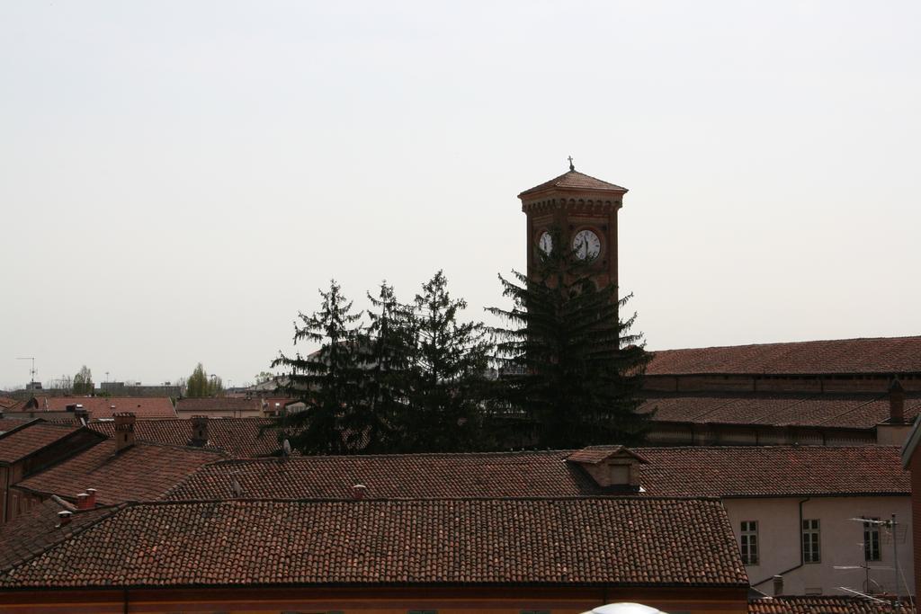 Residence Corso Monferrato Алессандрия Экстерьер фото